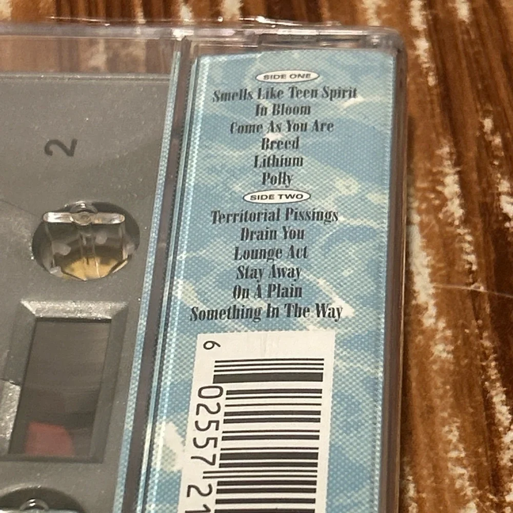 New NIRVANA Nevermind SEALED Cassette TAPE Silver Japan 2016 Limited RARE - Picture 6 of 13